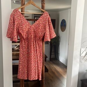 🌟HOST PICK🌟NWOT Floral dress M